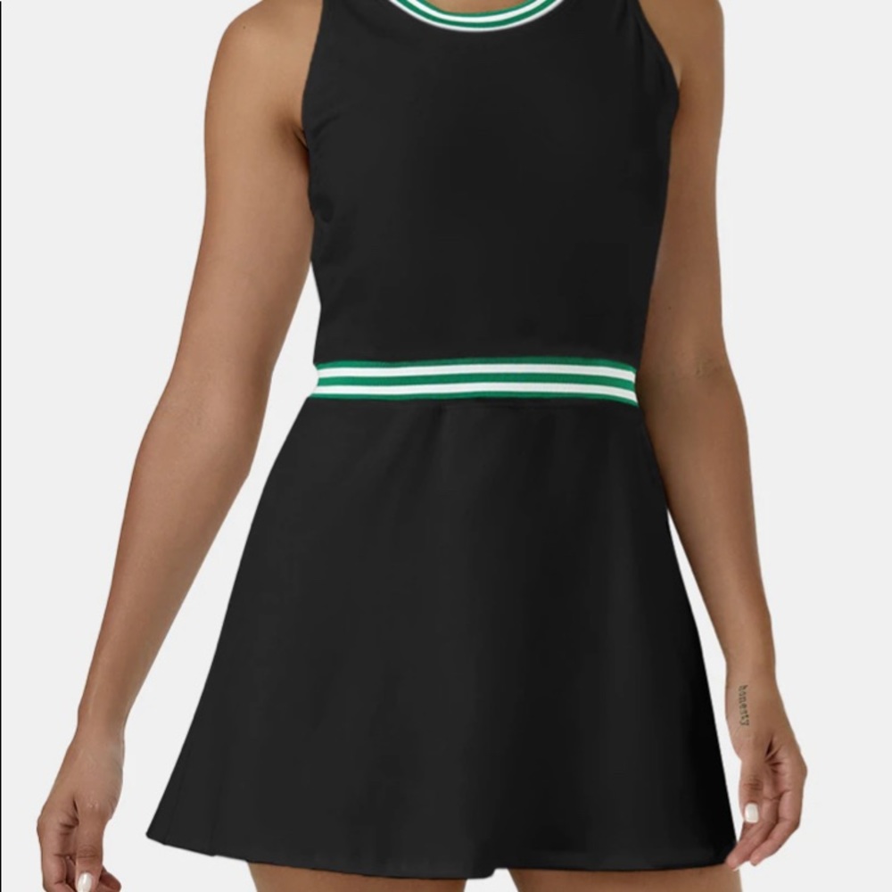 BNWT Halara Everyday Tennis Activity Dress. Size Small